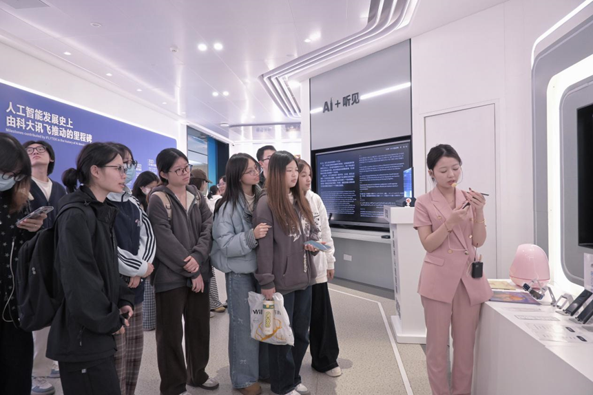 c077f7450b6b4605b01f455f4cd7c956.png image.png